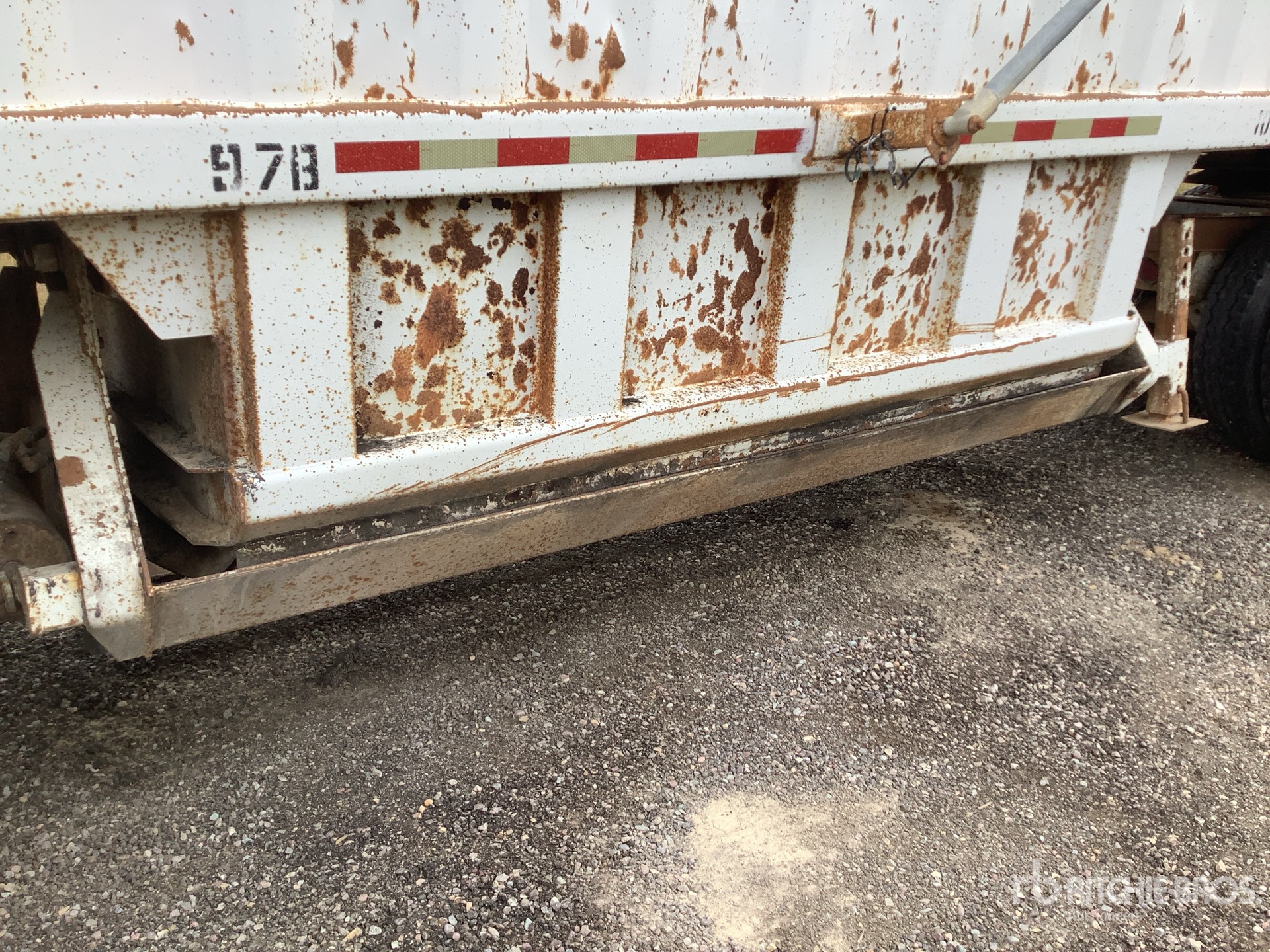 2000 CPS 40 FT T/A A-TRAIN