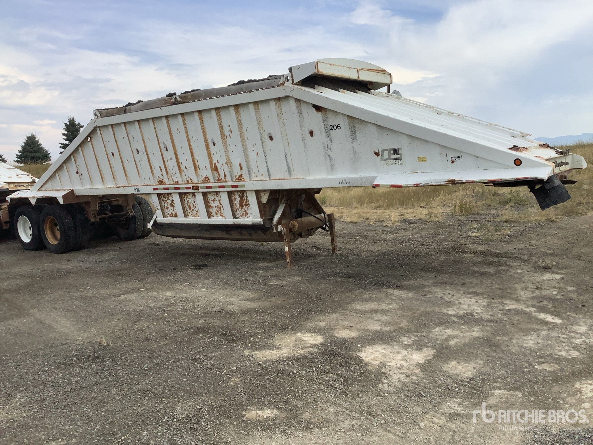 2000 CPS 40 FT T/A A-TRAIN