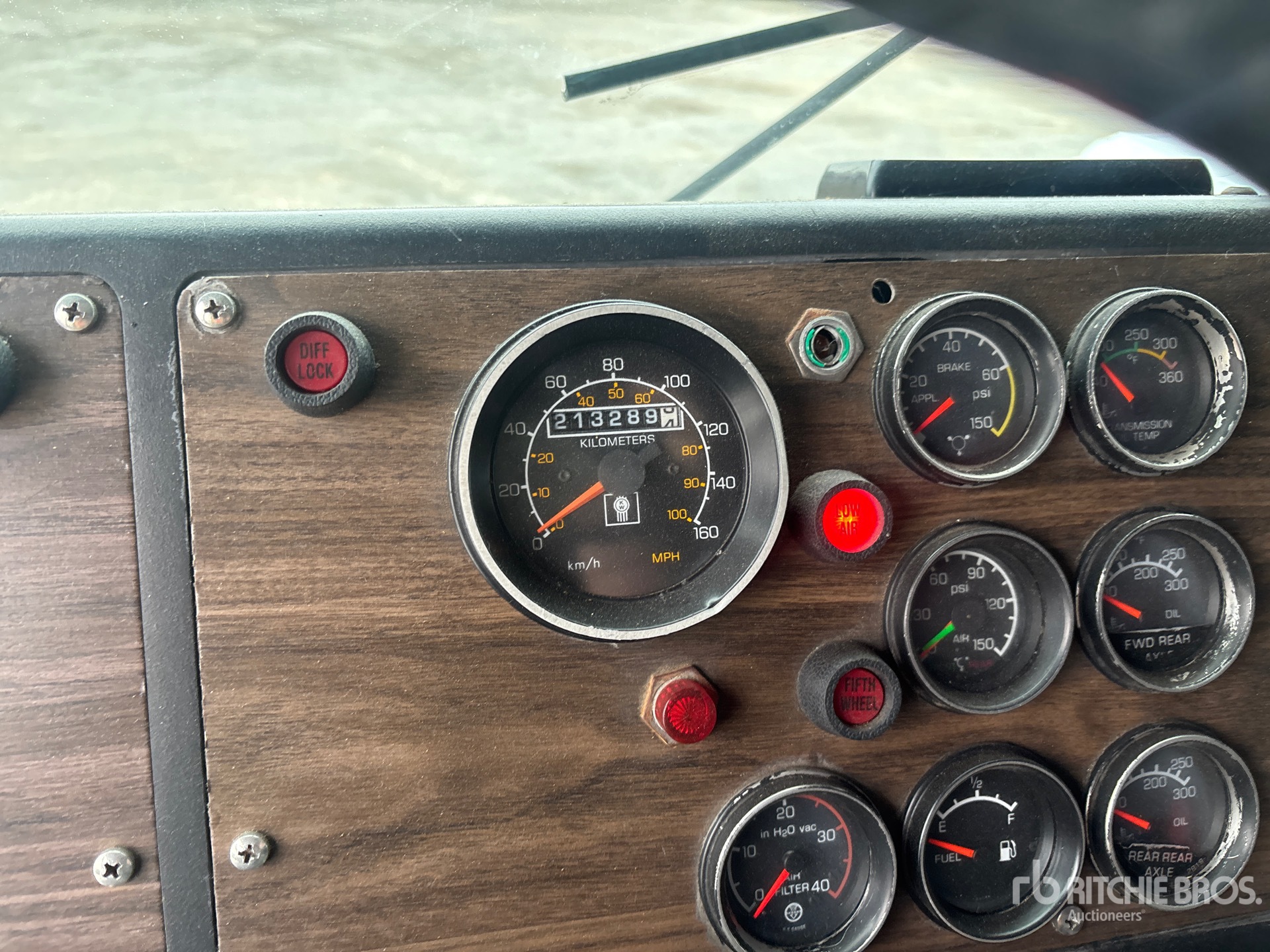 1989 Kenworth K100E