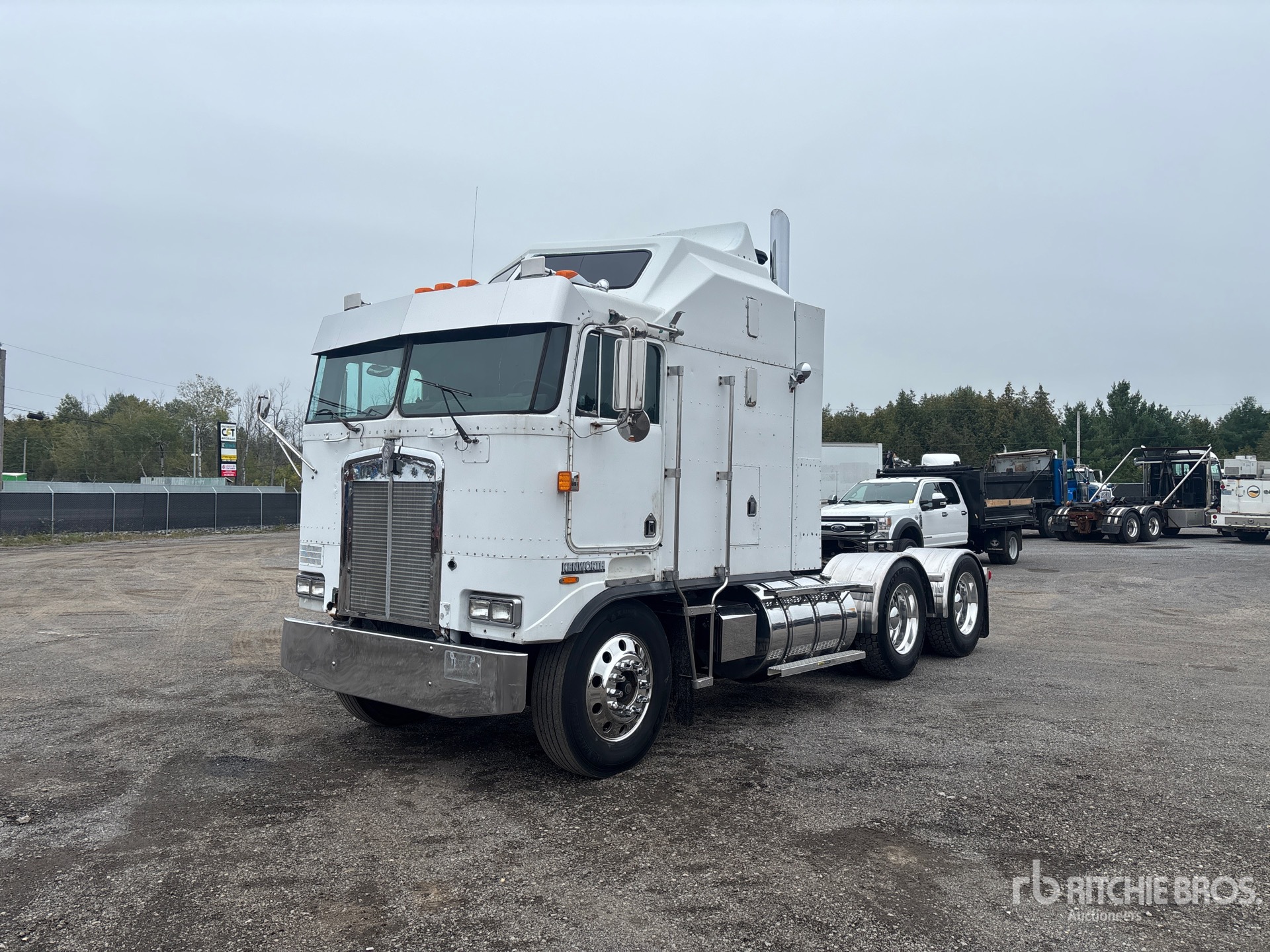 Photo of 1989 Kenworth K100E