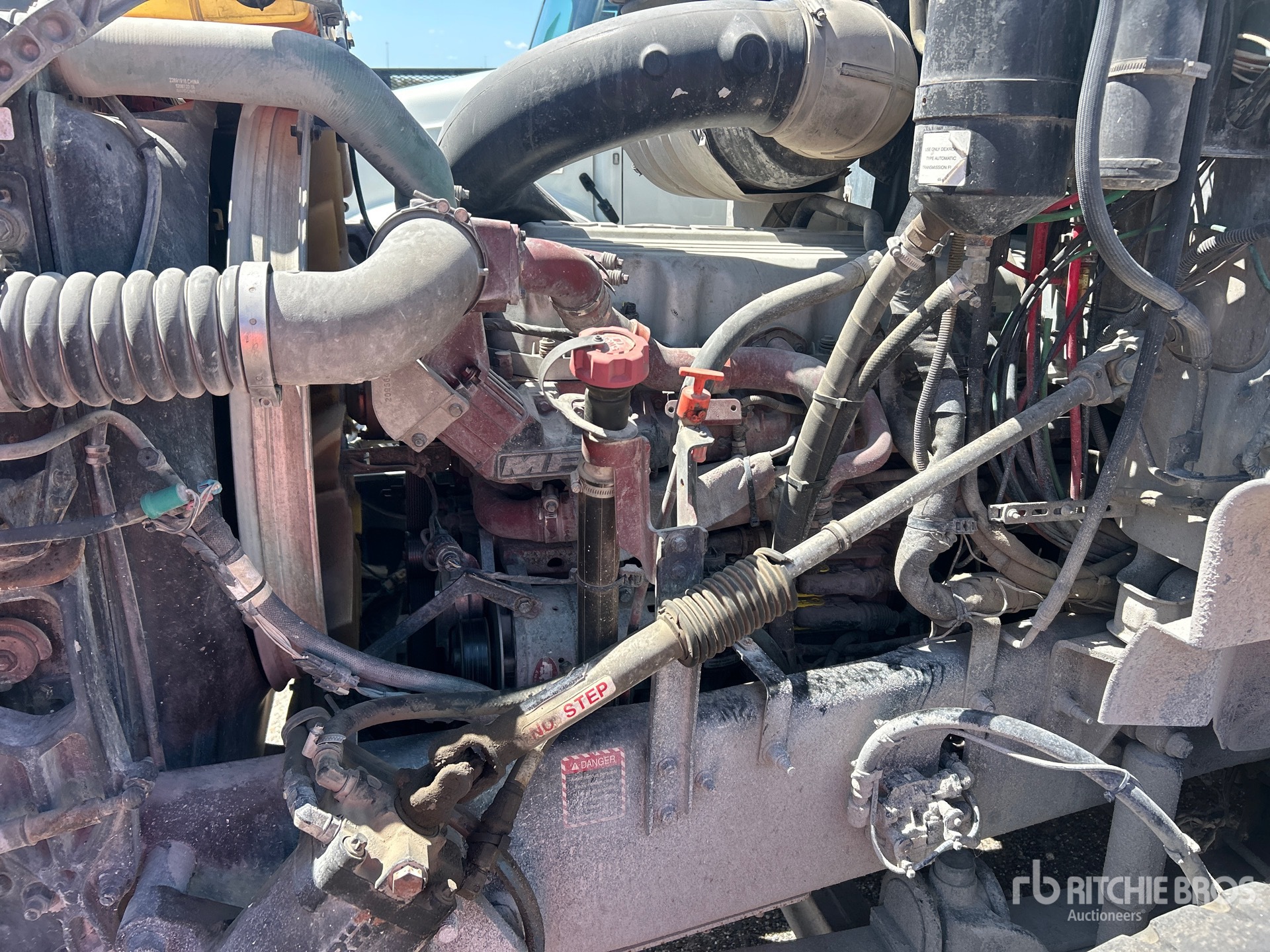 2016 Mack GU813