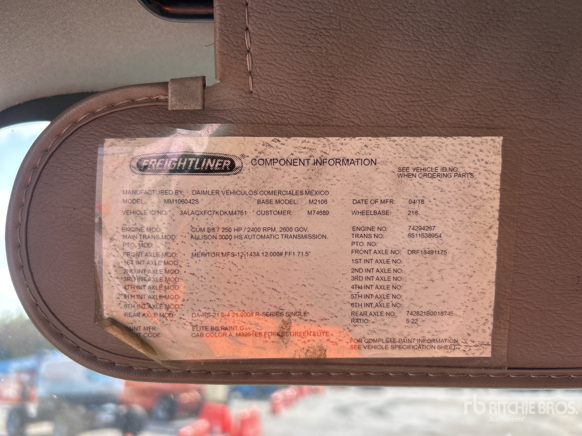 2019 Freightliner M2106