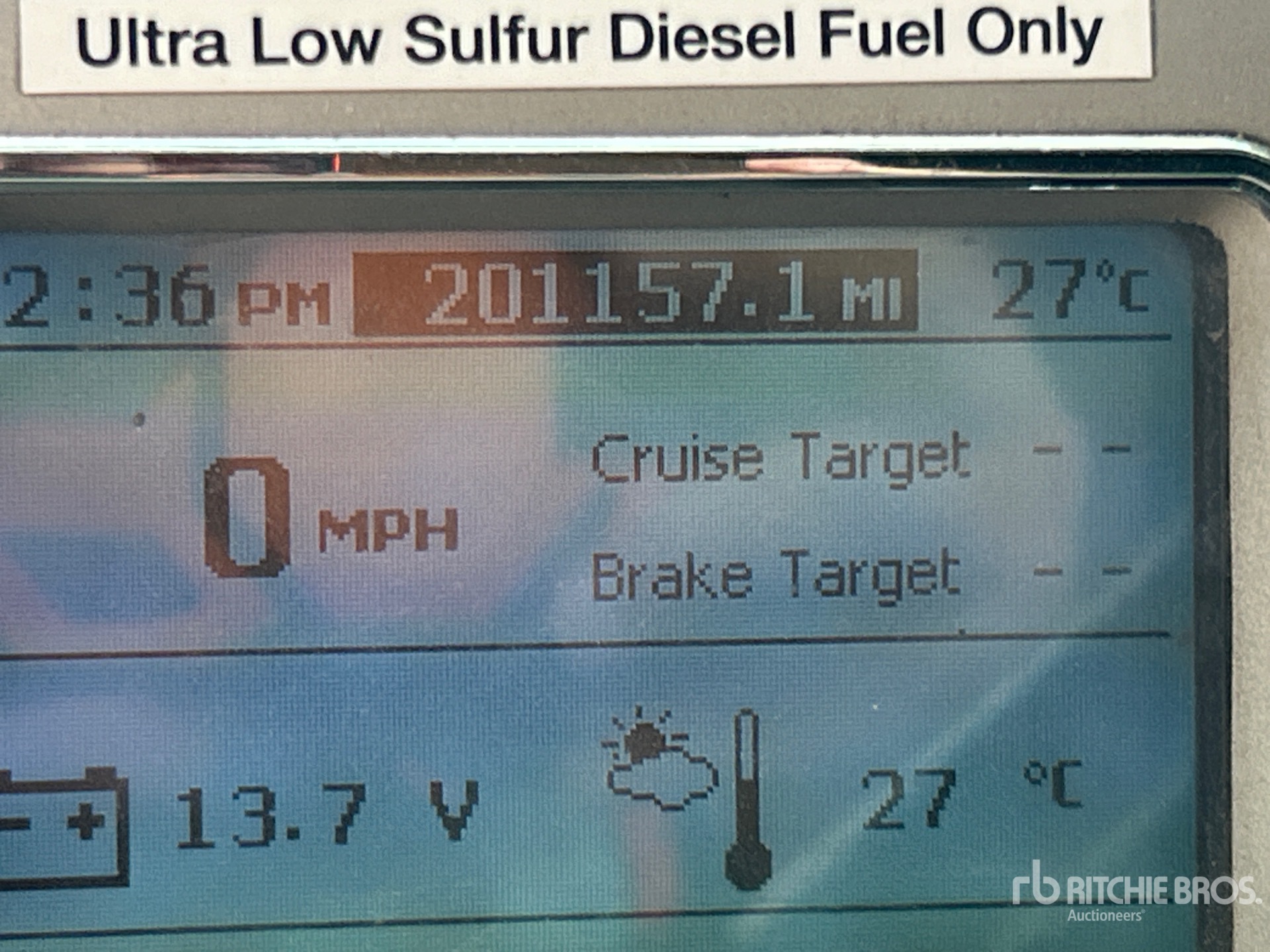 2017 Mack GU813