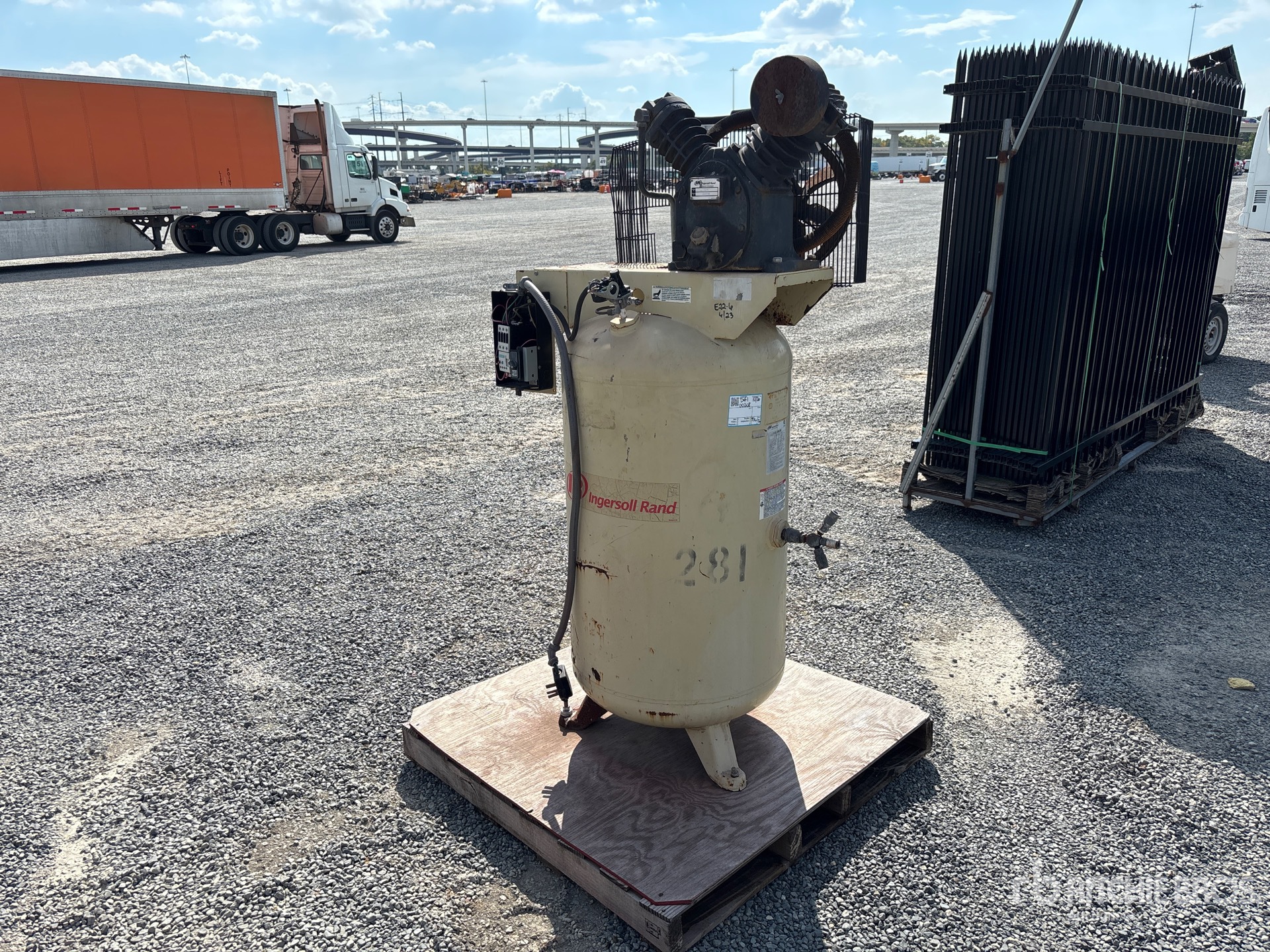 Photo of Ingersoll Rand 2475N7.5