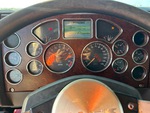 Cab with Luces de advertencia del motor
