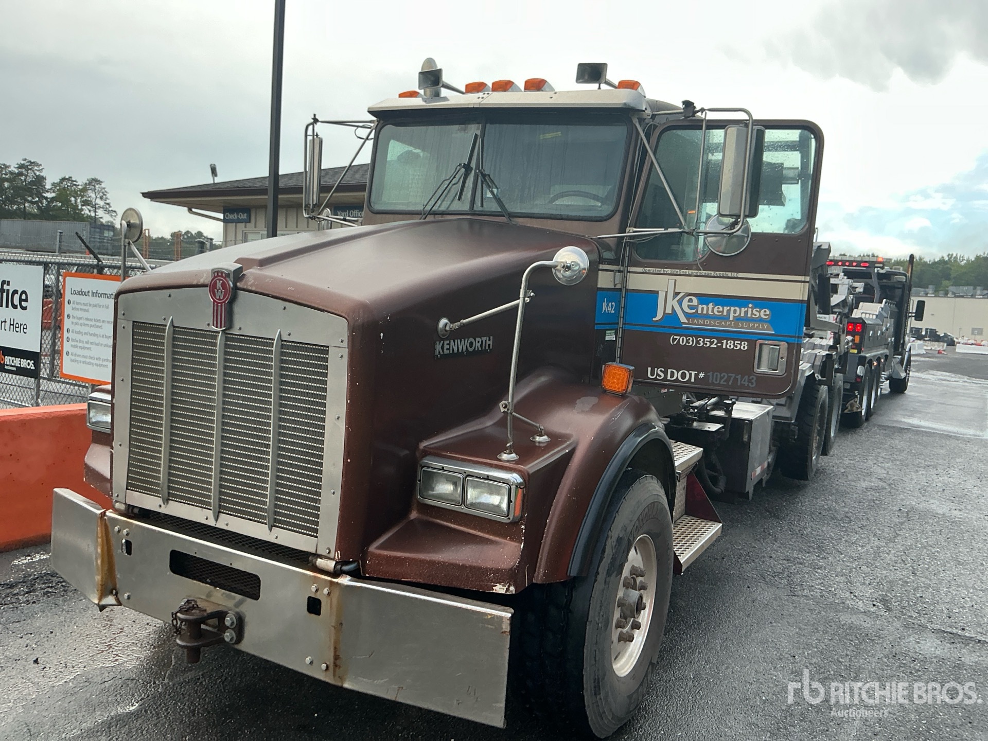 2001 Kenworth T800