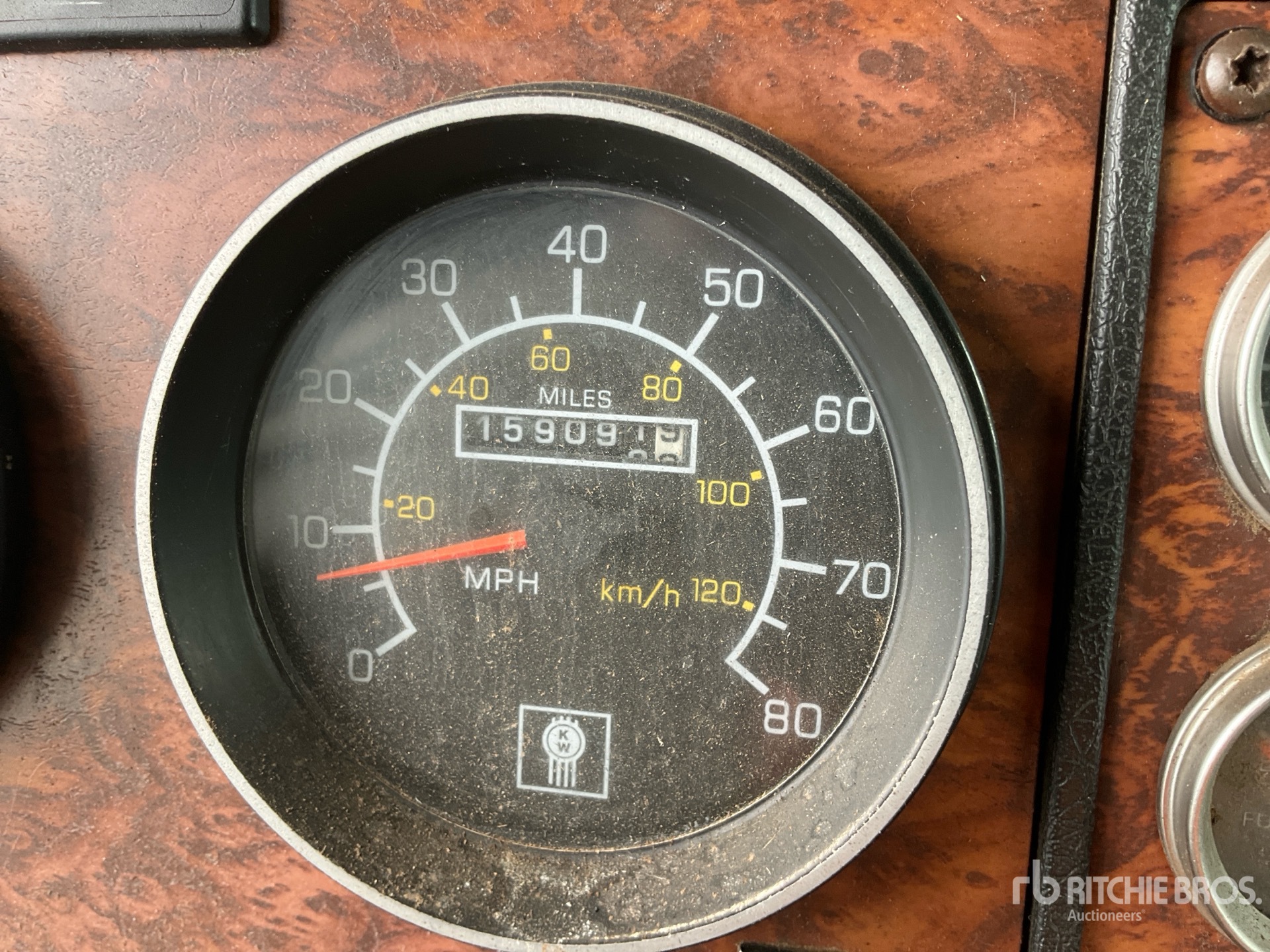 2001 Kenworth T800