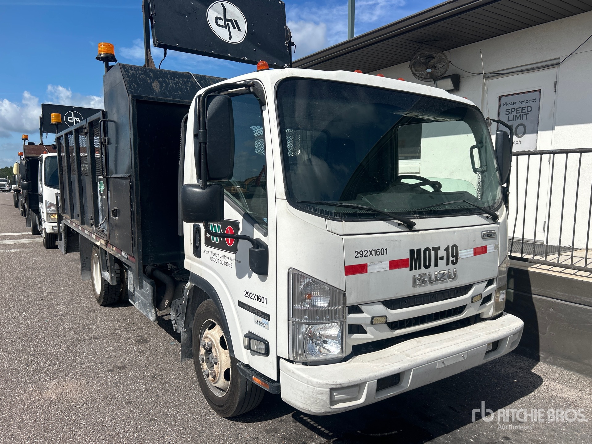 2019 Isuzu NPR