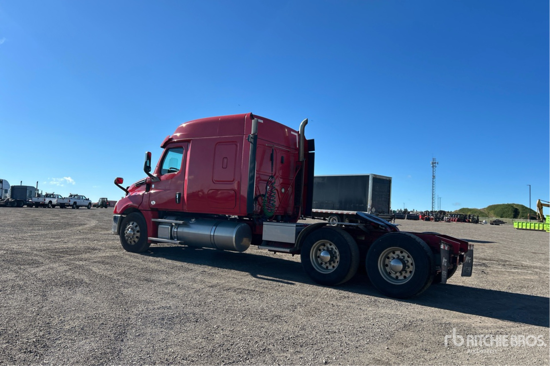 2021 Freightliner CASCADIA 126