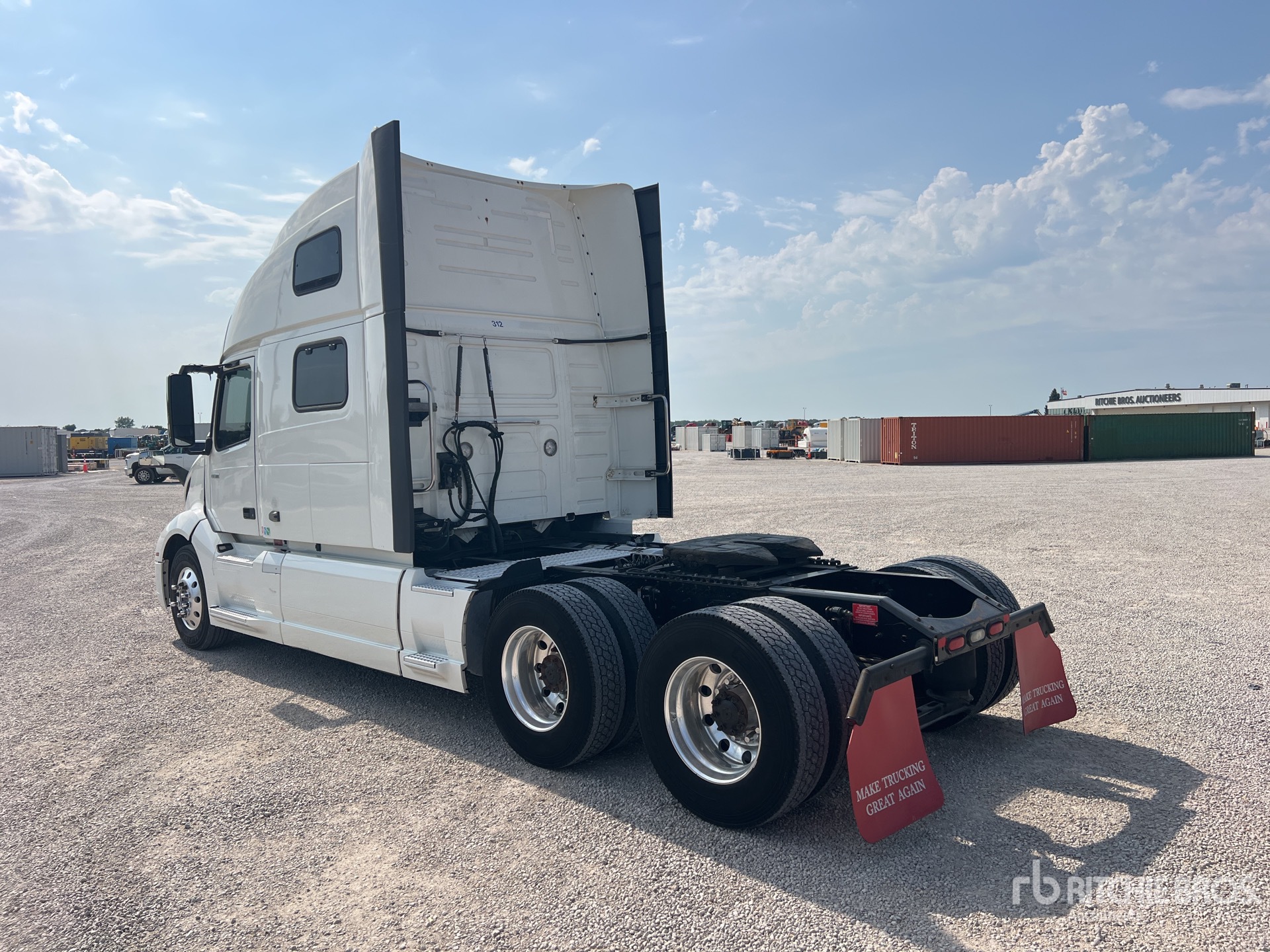 2020 Volvo VNL860