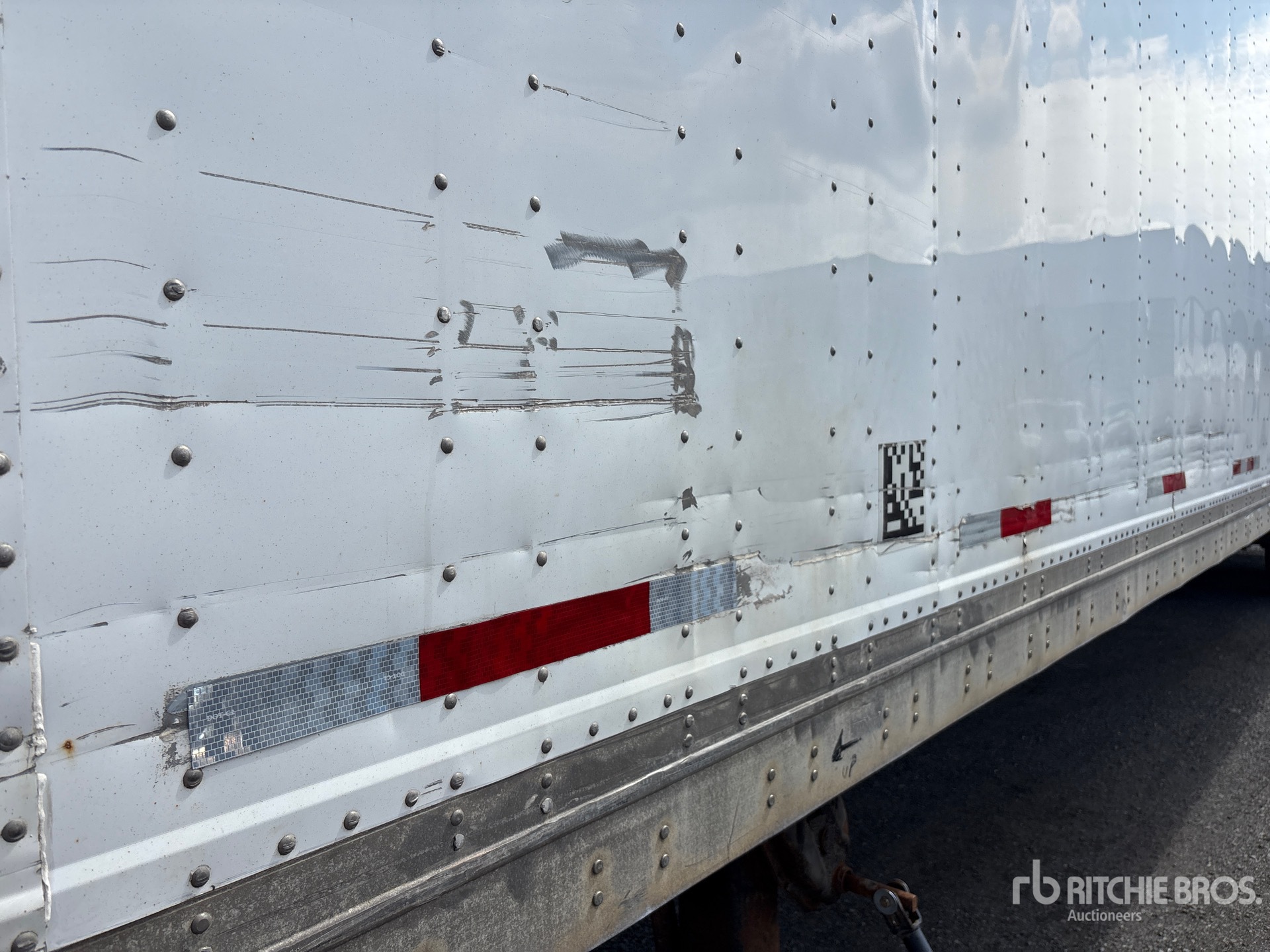 2005 Manac 53 FT X 102 IN T/A