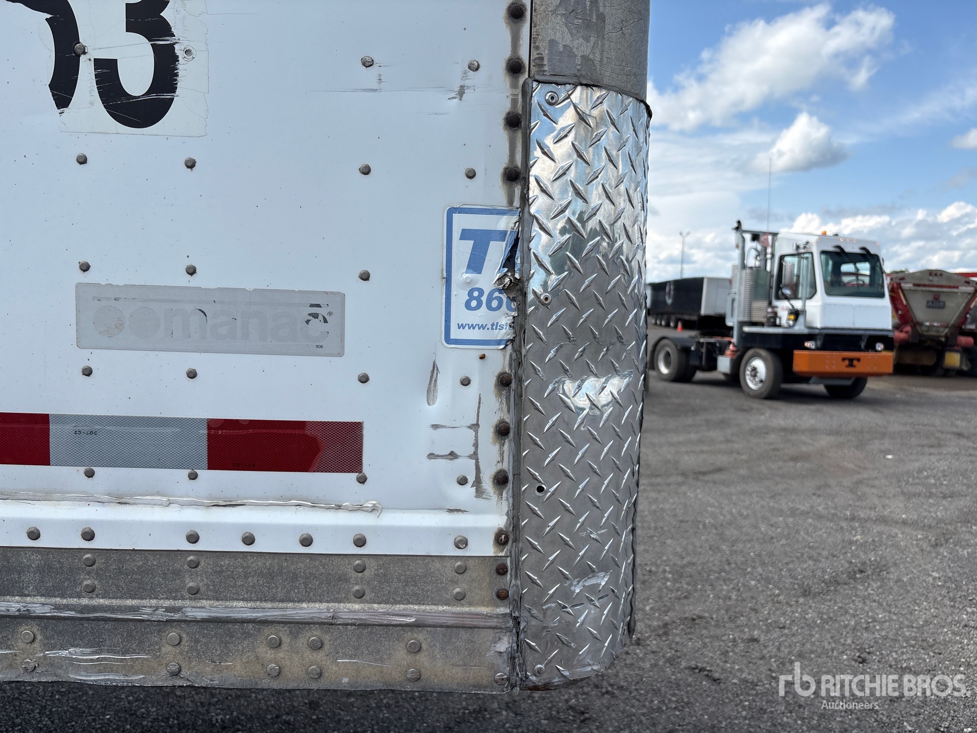 2005 Manac 53 FT X 102 IN T/A