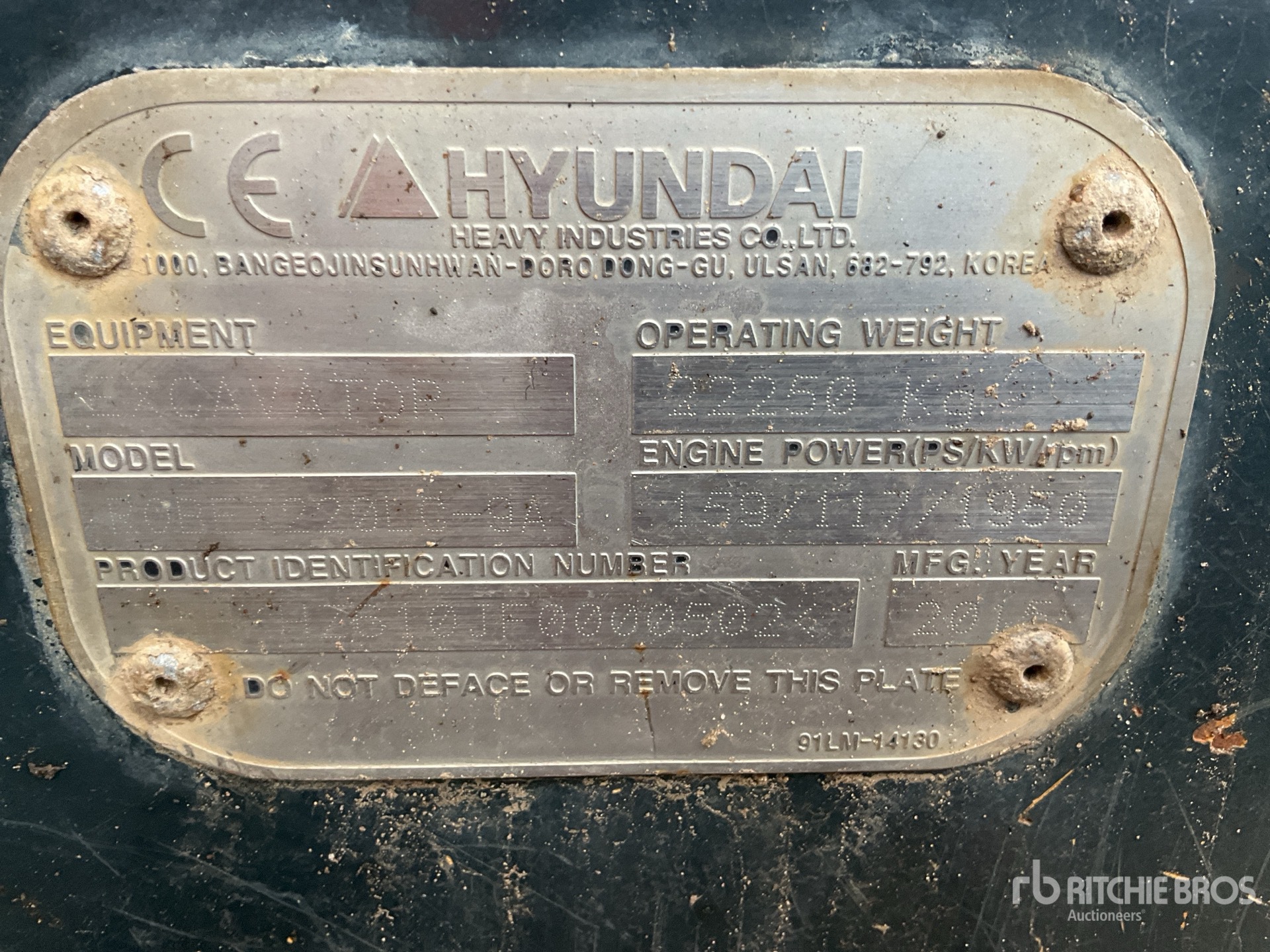 2015 Hyundai 220LC-9A