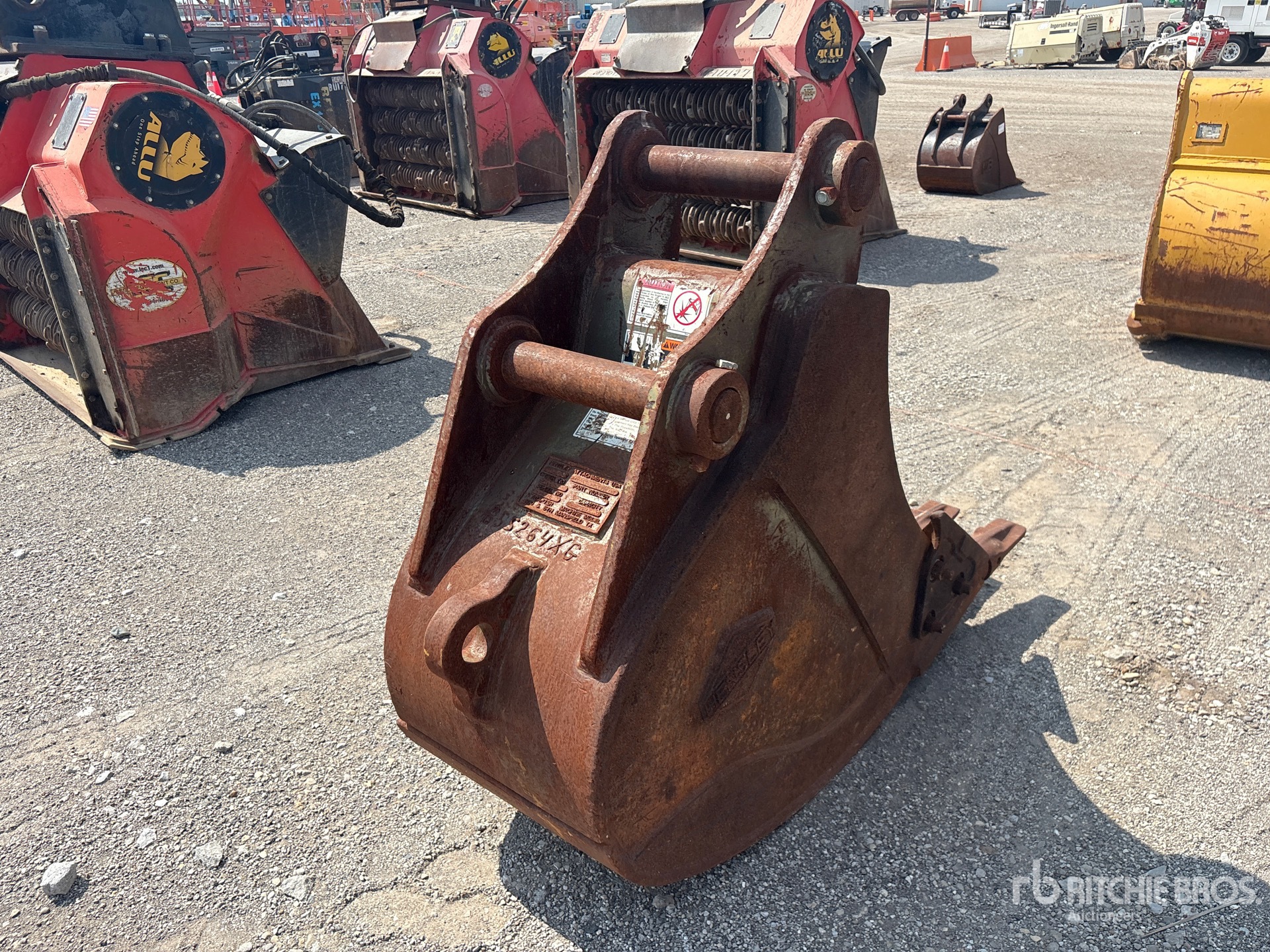 Hensley 24 in Digging - Fits Komatsu PC200