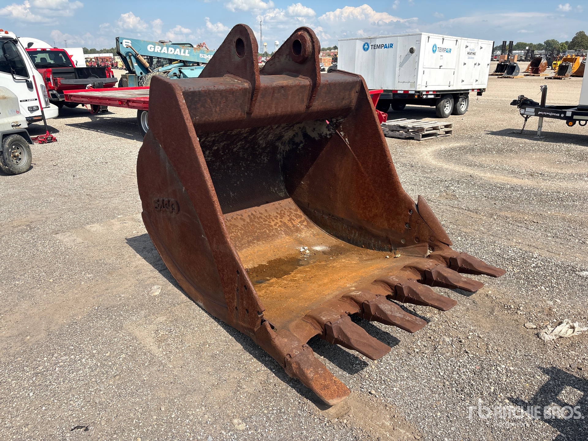 Esco 60 IN 3.24 CYD - FITS KOMATSU P ...