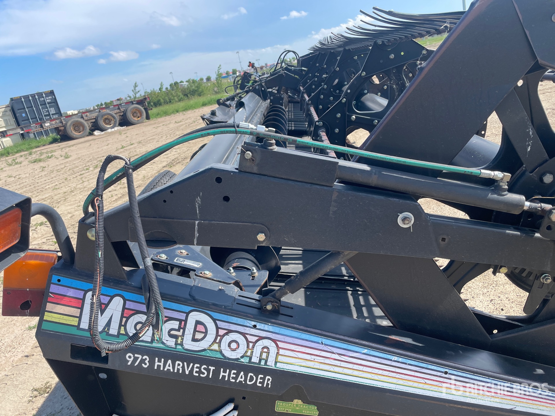 2004 Macdon 973