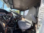 Cab with Seats/armrests