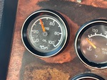 Cab with Oil Pressure