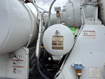 Underbody with Hydraulic Tank