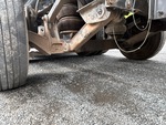 Underbody with Non-Driven Drop Axle (1)