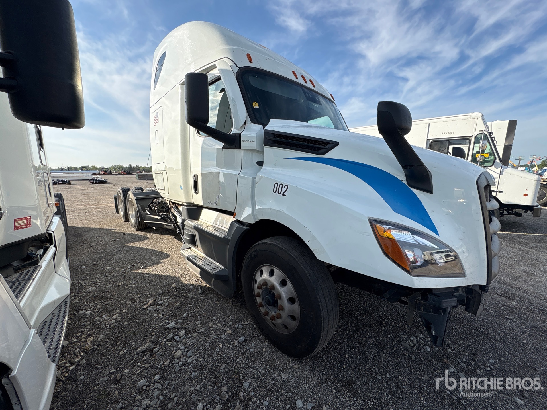 2020 Freightliner CASCADIA 126