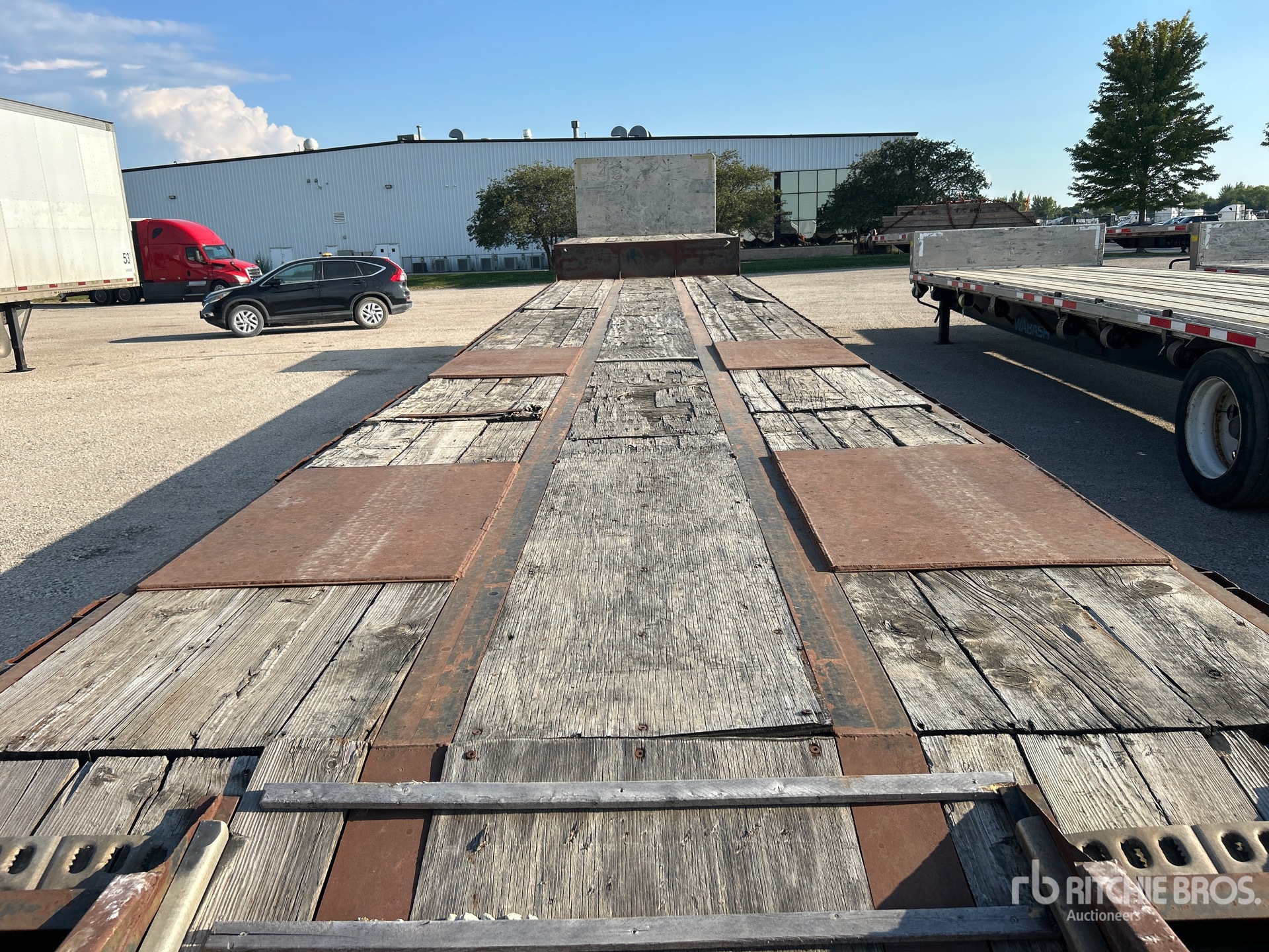 2003 BWS 53 ft T/A Spread Axle