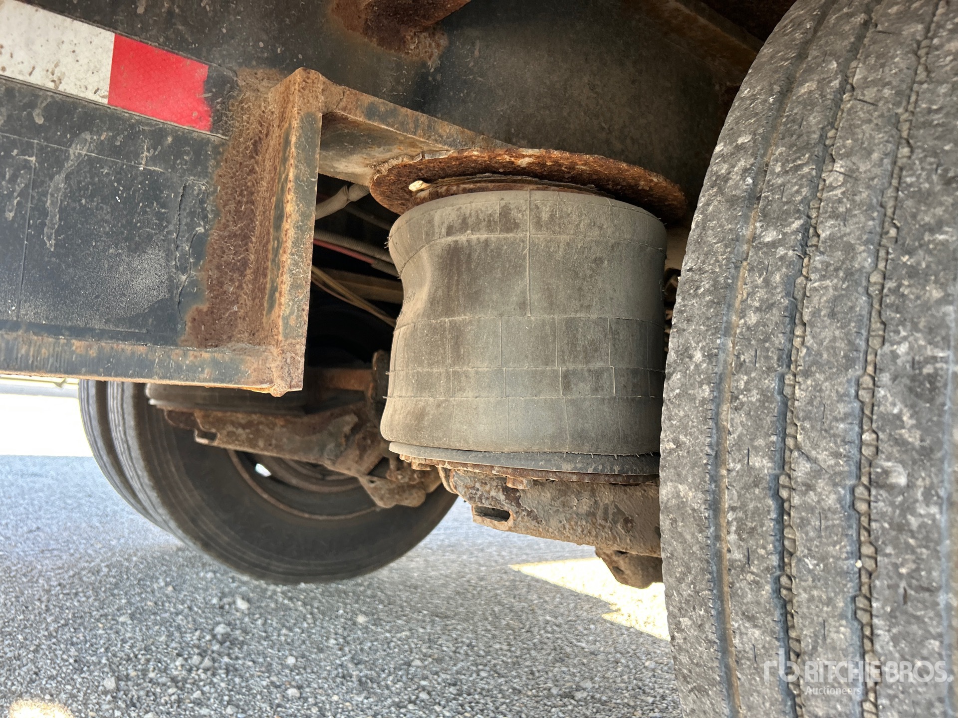 2003 BWS 53 ft T/A Spread Axle