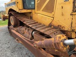 Undercarriage with Right Track Pads