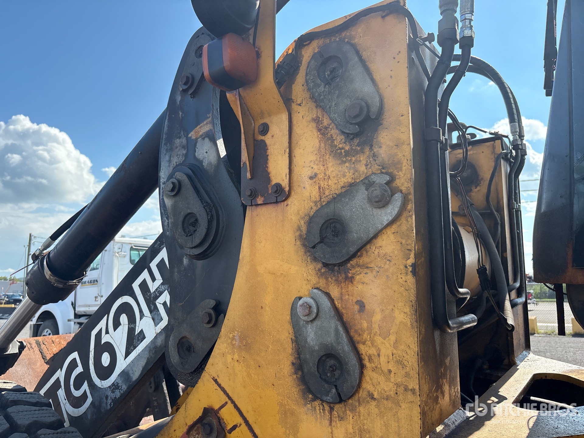 2003 John Deere TC62H
