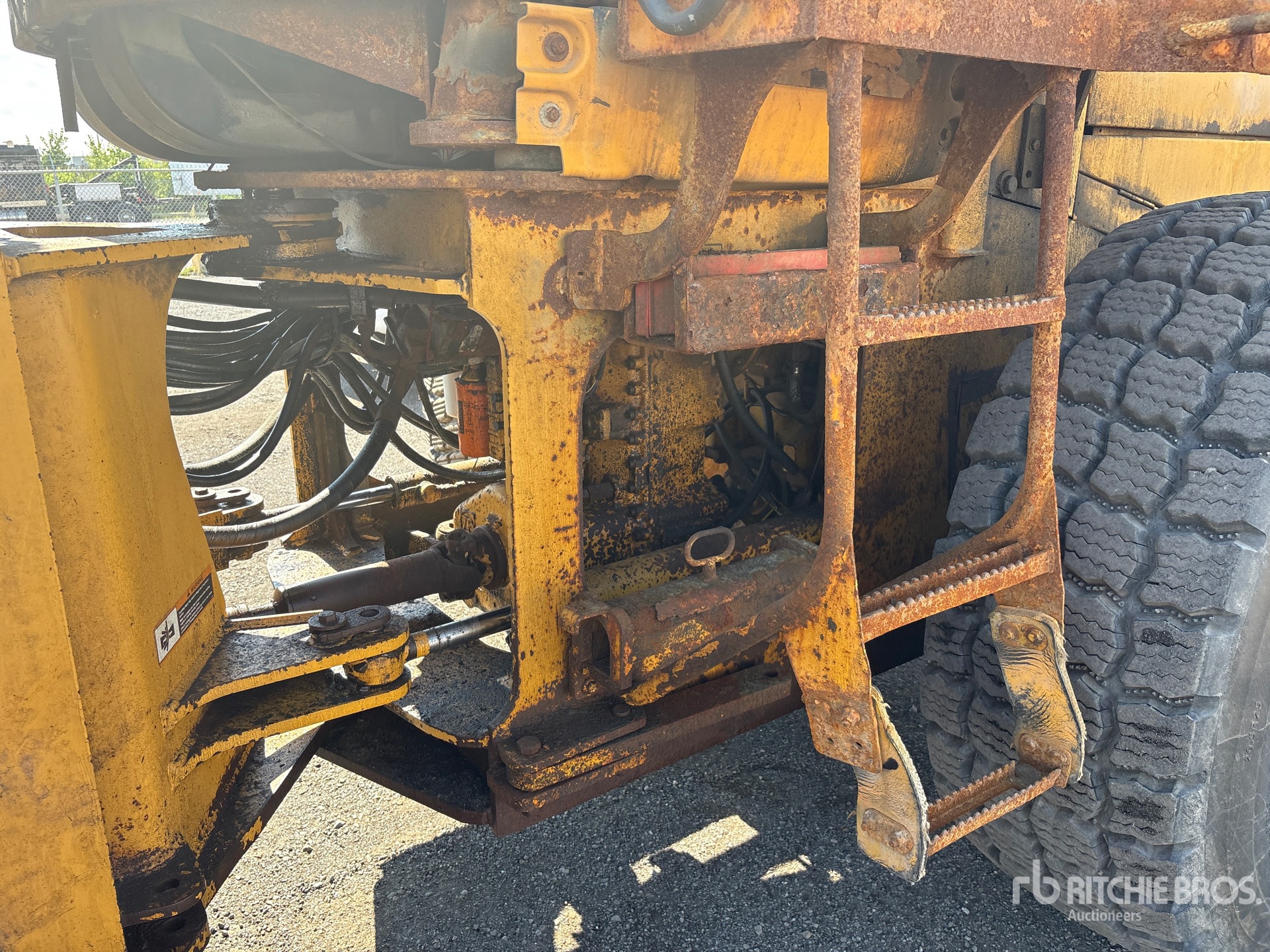 2003 John Deere TC62H