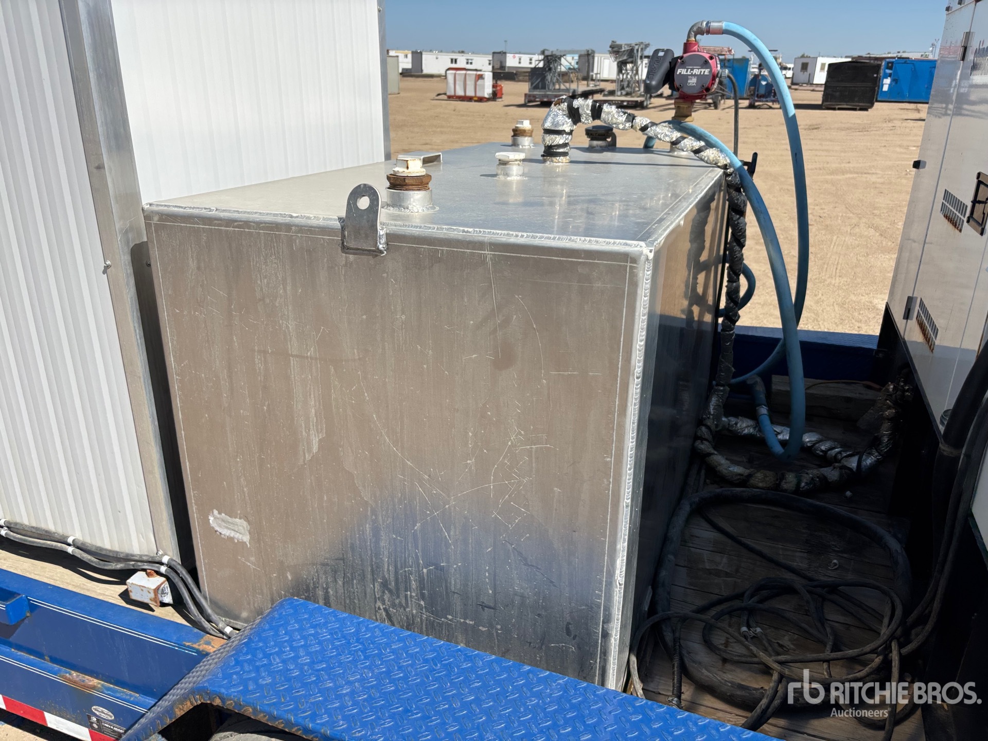 2019 Load Trail T/A 26 FT COMBO UNIT