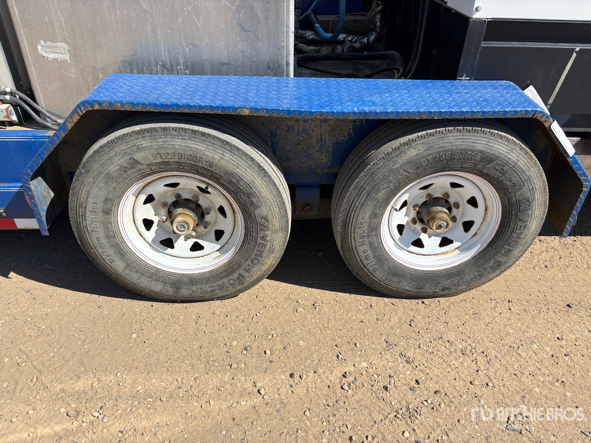 2019 Load Trail T/A 26 FT COMBO UNIT
