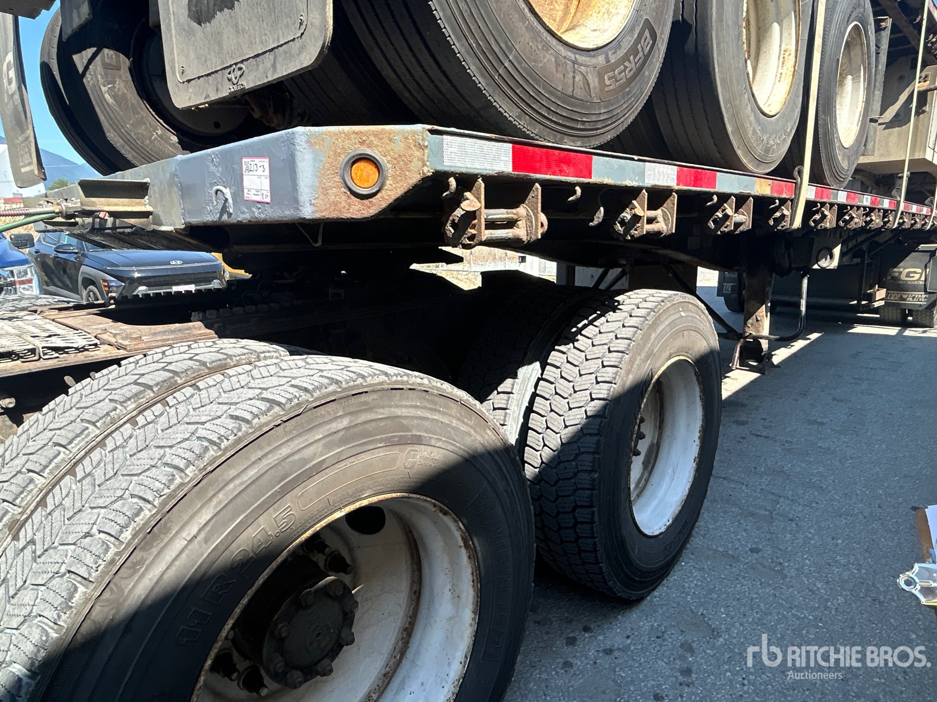 2014 Load King  32 FT TRI/A SUPER B-TRAIN PUP