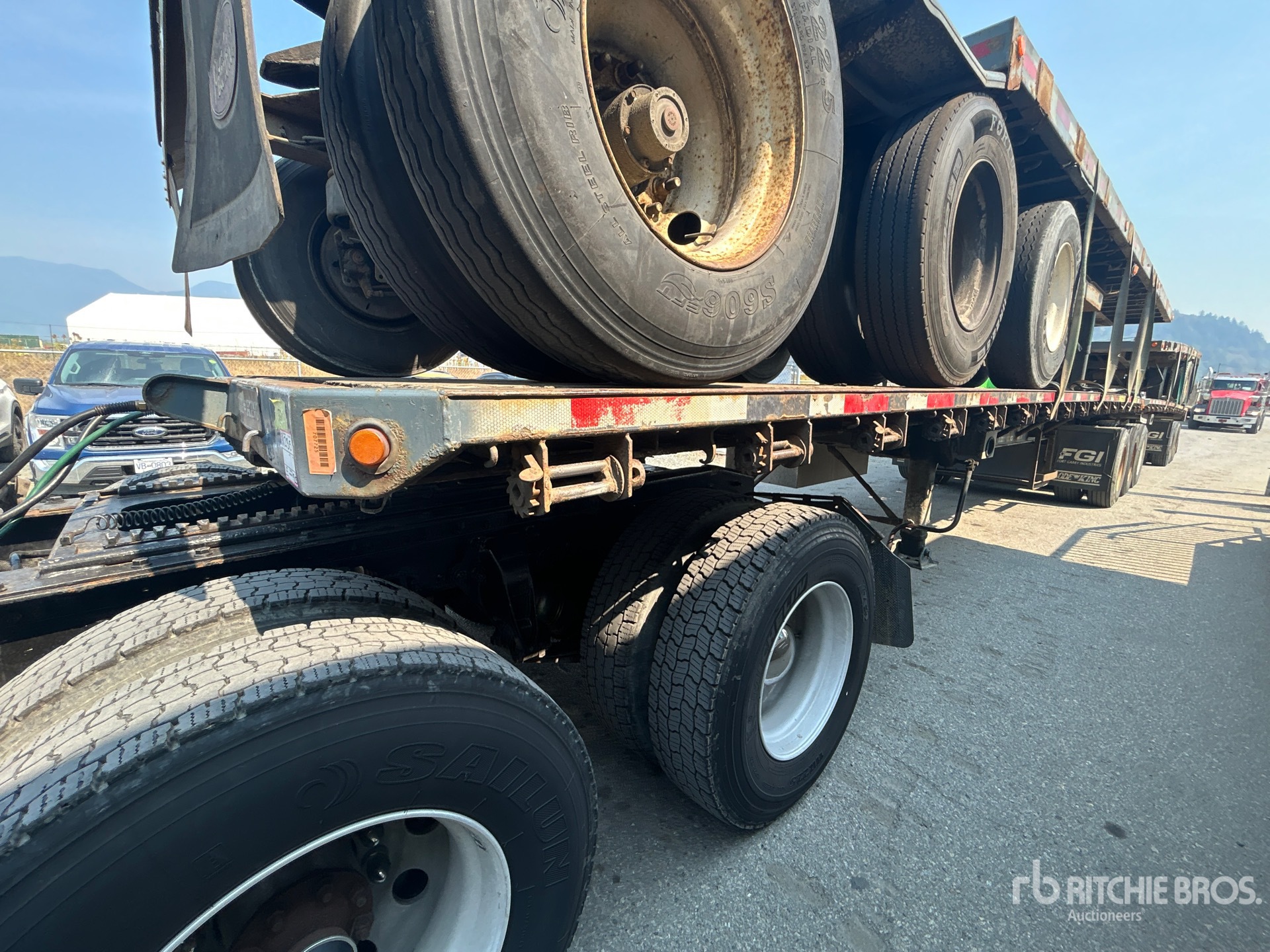 2014 Load King  B-TRAIN