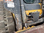Hydraulics with Bucket Tilt Cylinders