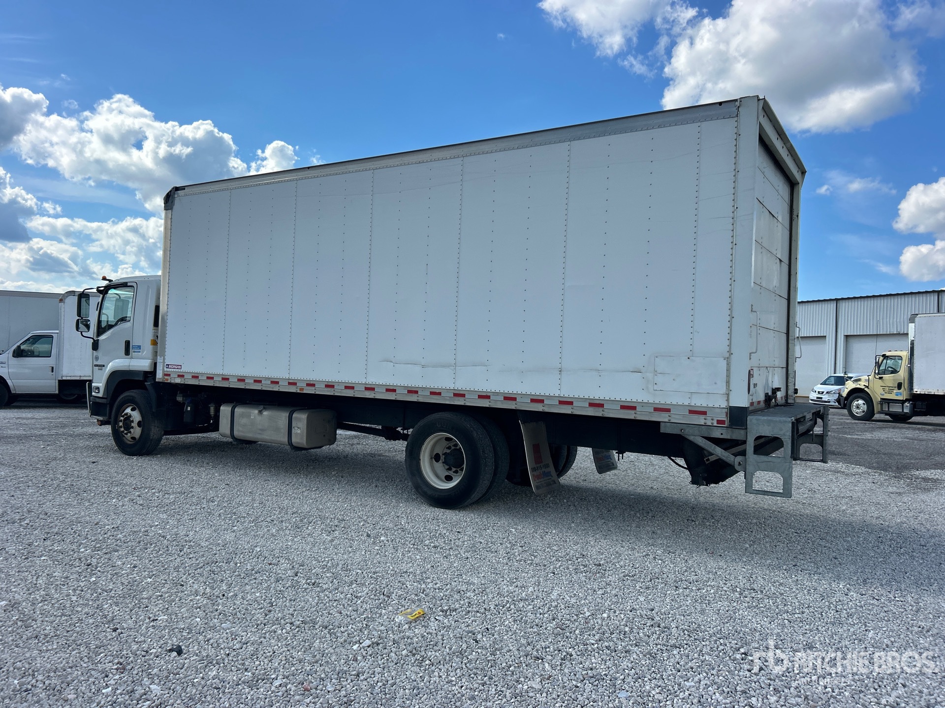 2021 Isuzu FTR