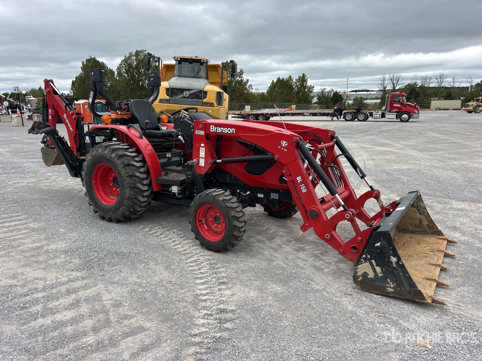 2023 Branson 3151R