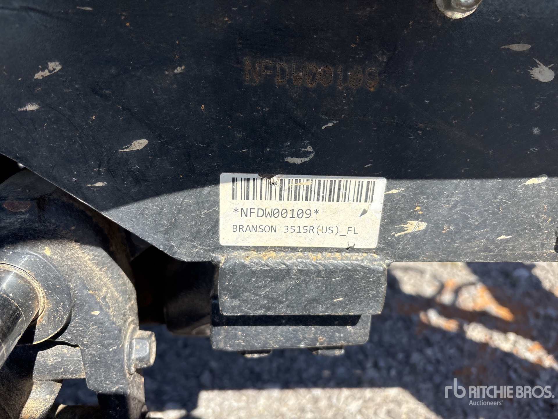 2023 Branson 3151R