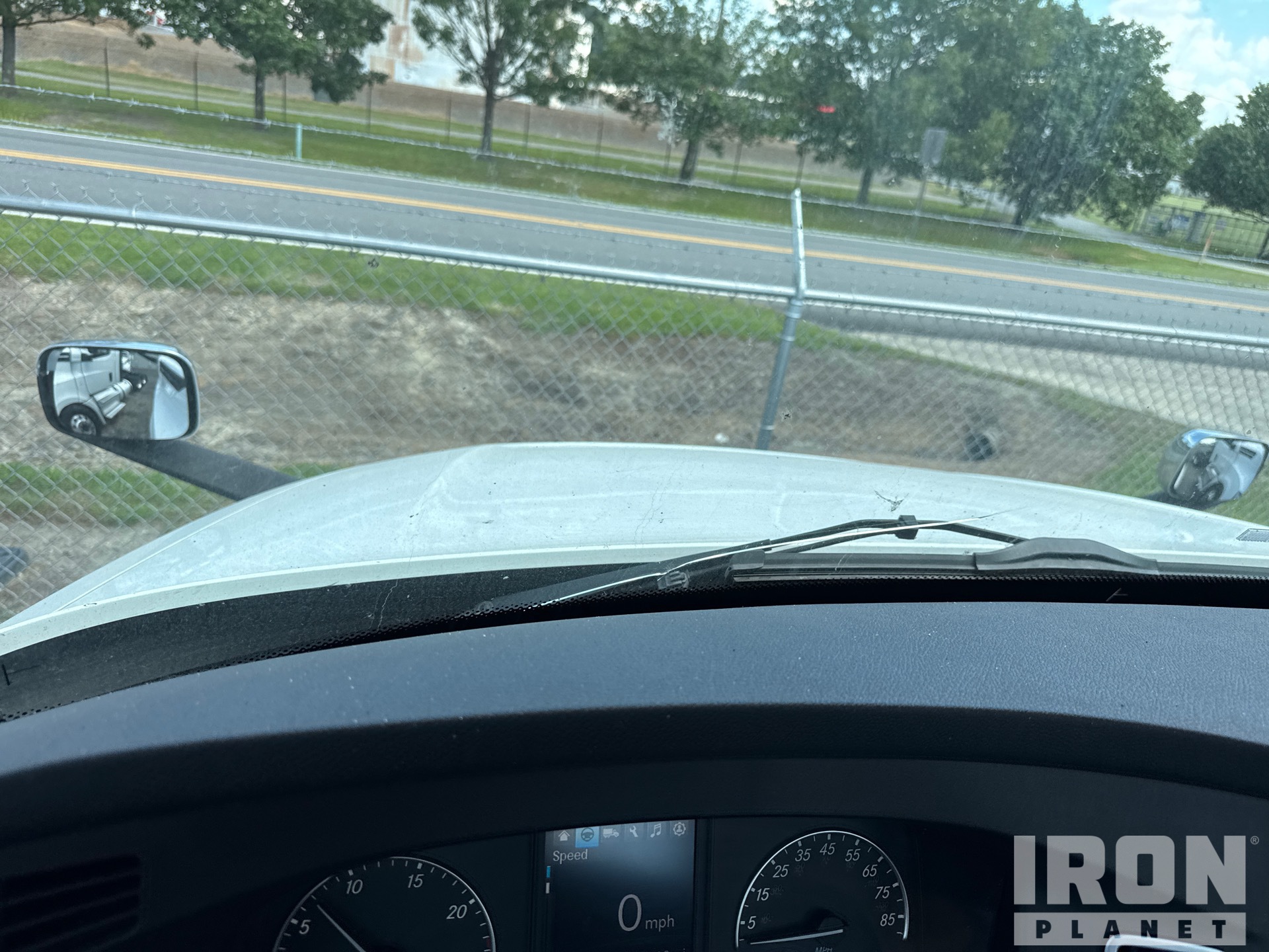 2023 Freightliner CASCADIA 126