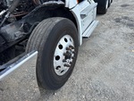 4 Underbody - Truck with Left Steer Tire