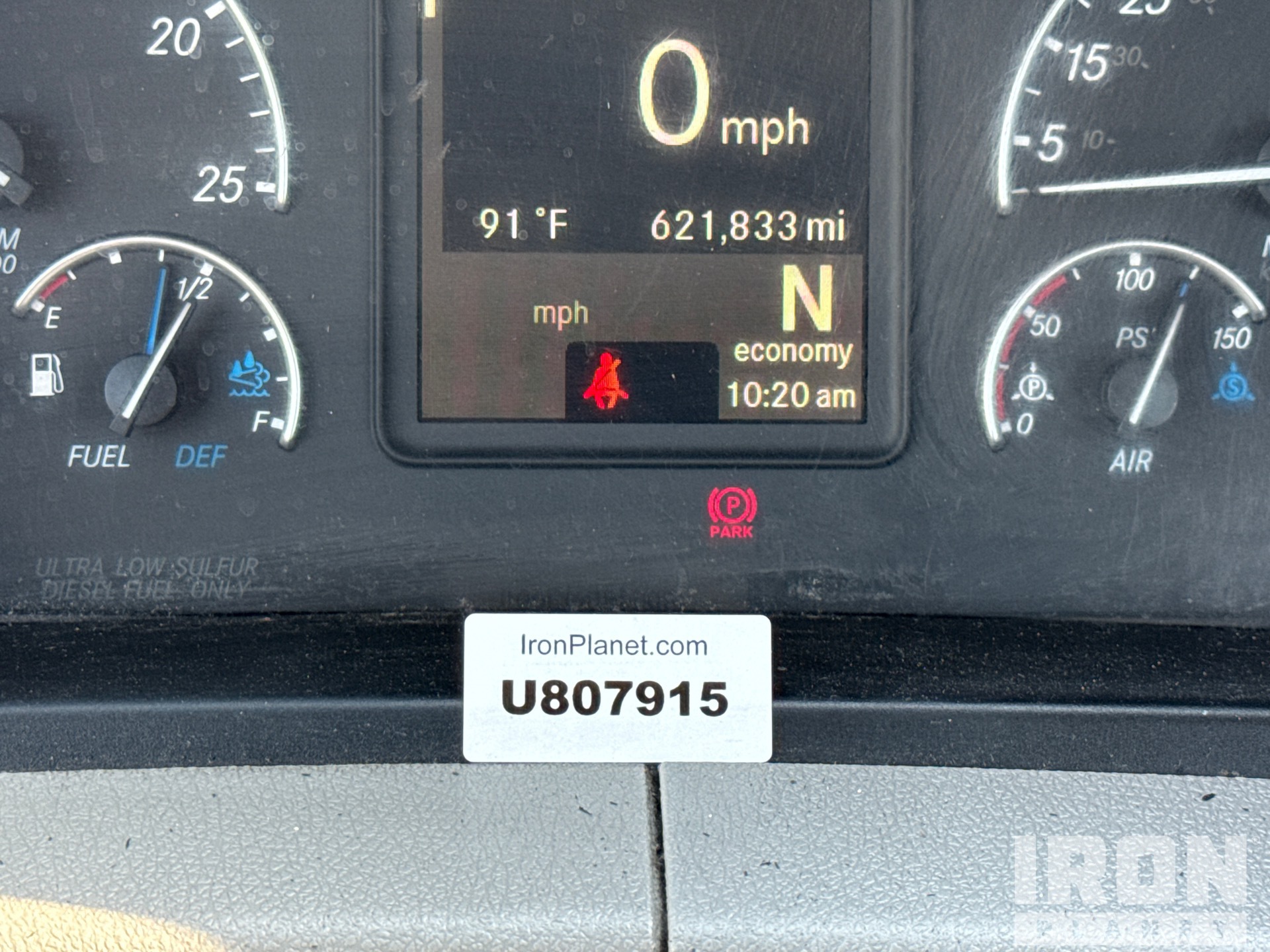 2020 Freightliner CASCADIA 126
