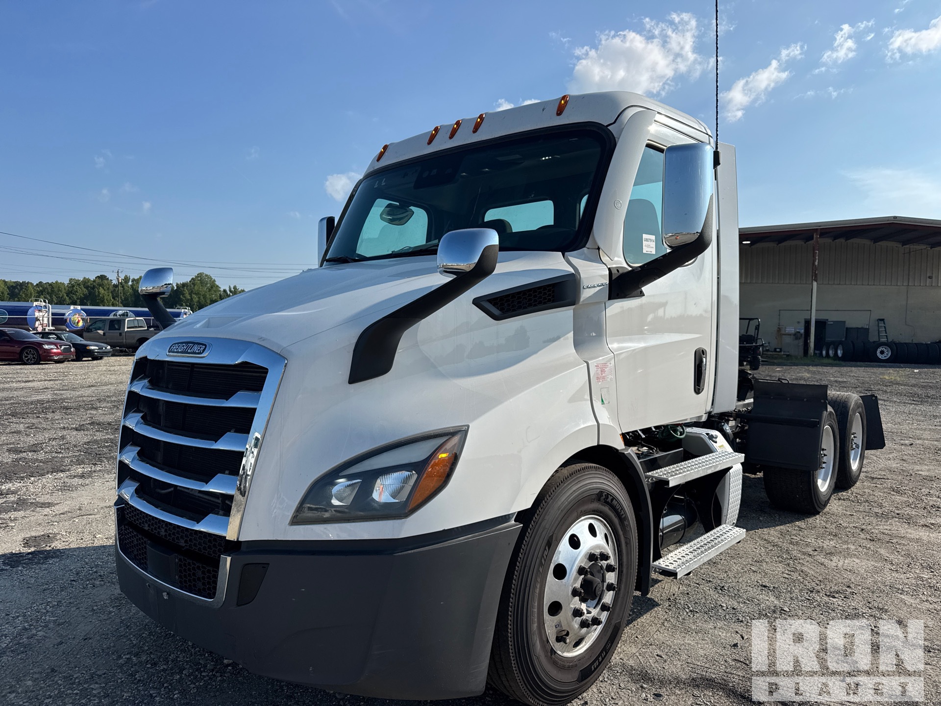 2021 Freightliner CASCADIA 126