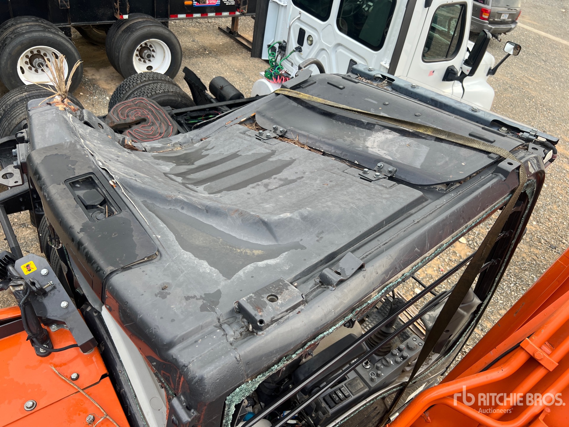 2023 Hitachi ZX210LC-6