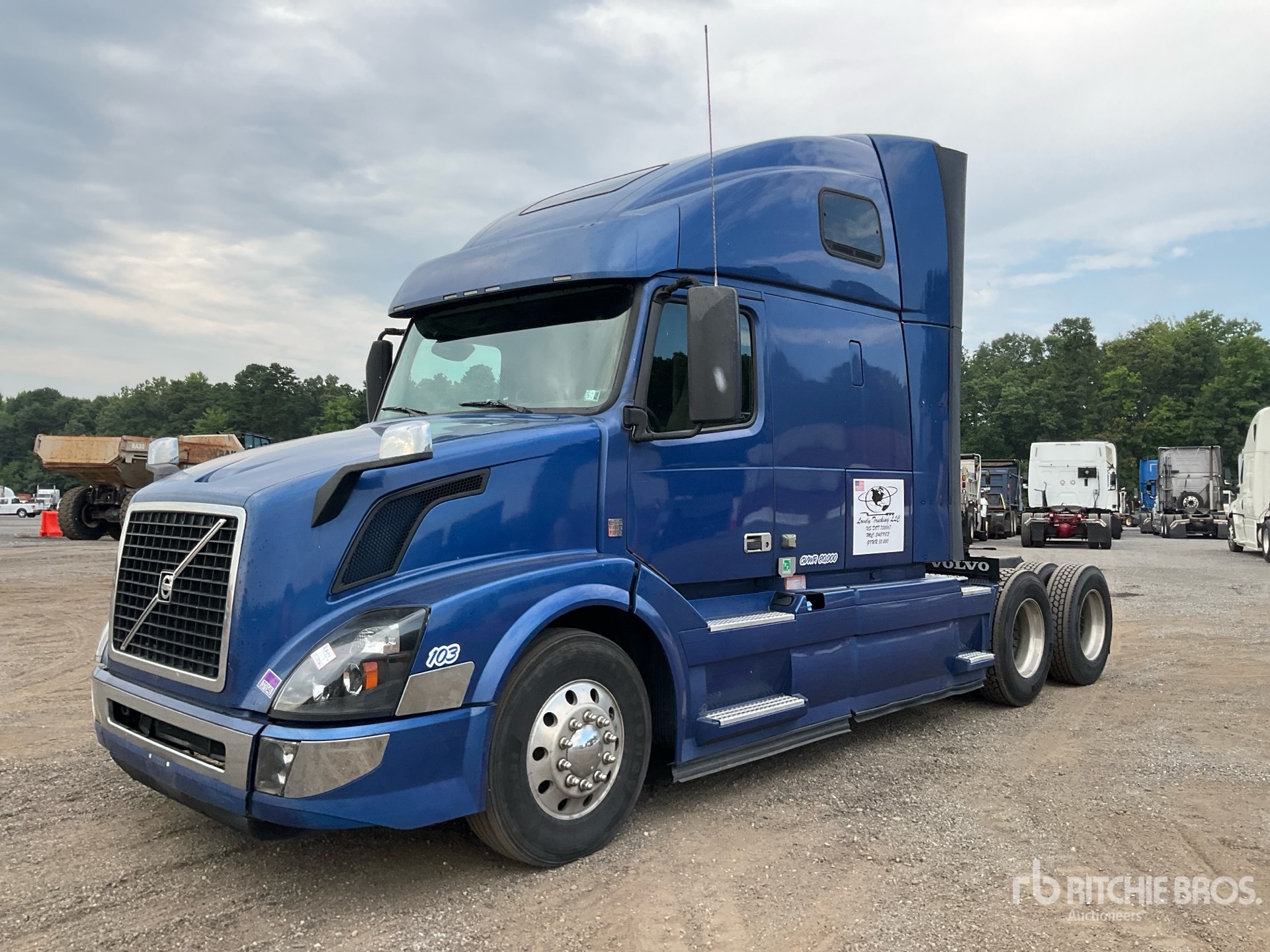 Photo of 2017 Volvo VNL