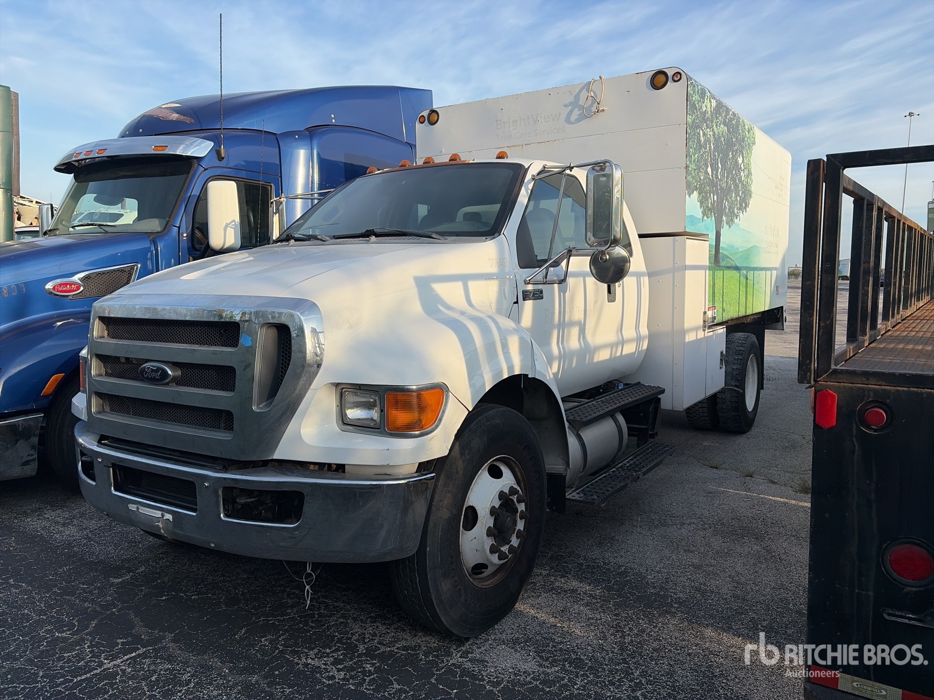 Photo of 2013 Ford F-750