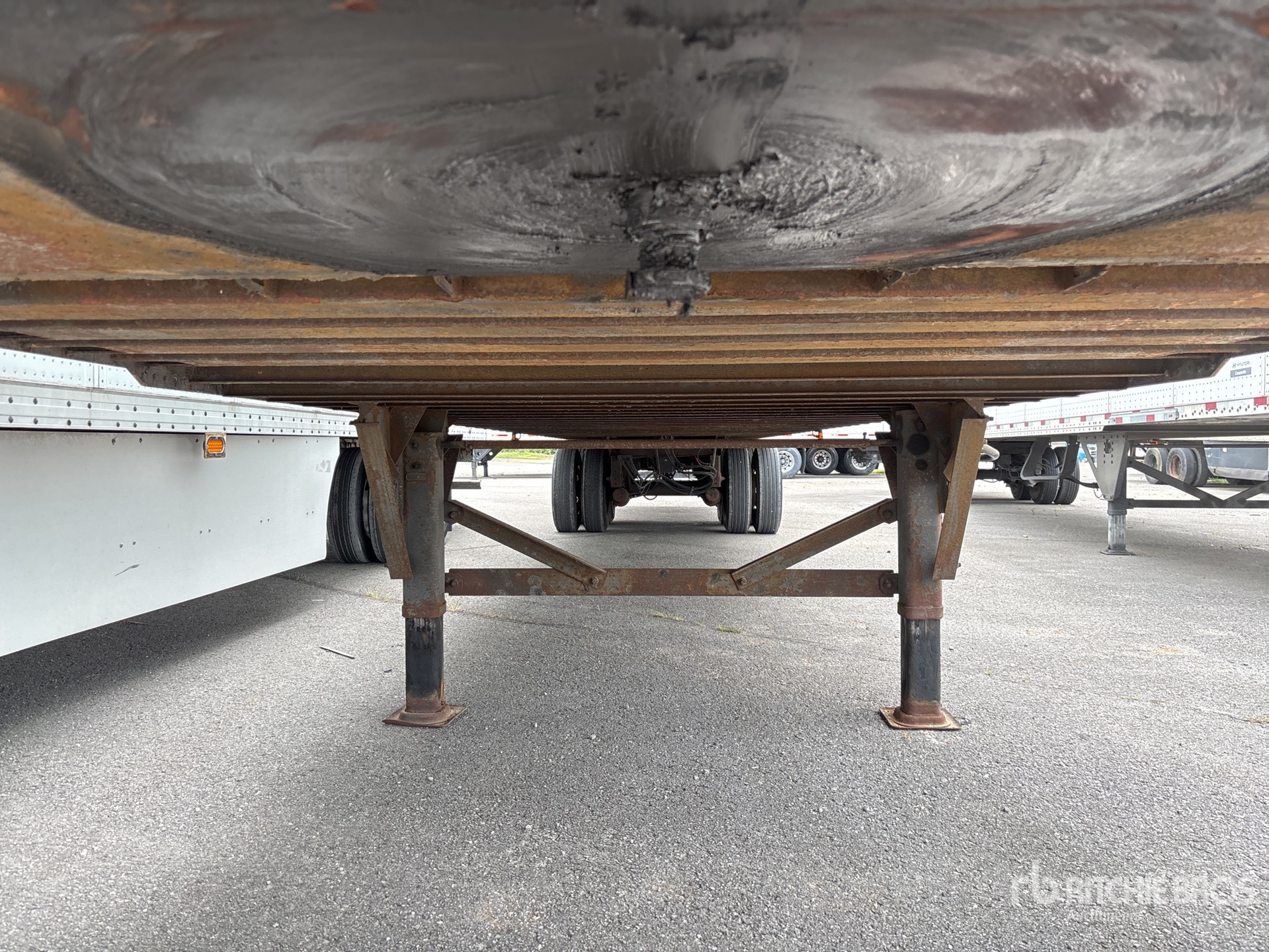 2019 Strick 53 FT X 102 IN T/A