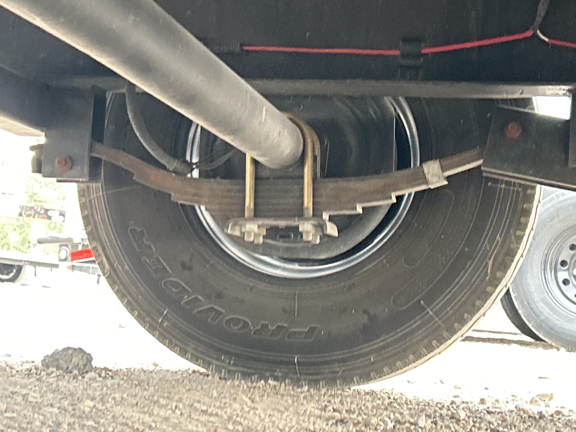 2026 Delco 40 ft T/A Gooseneck
