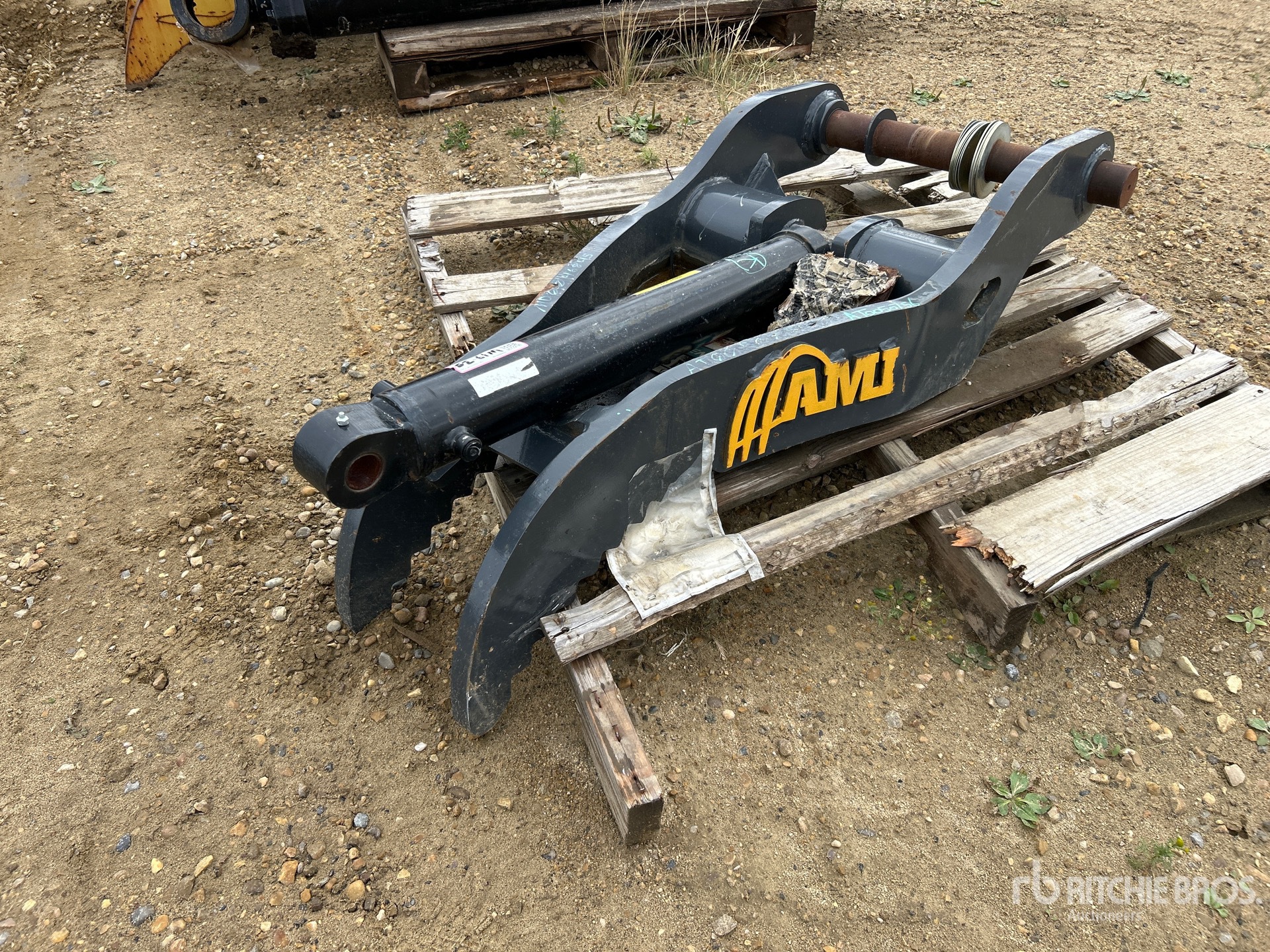 Photo of 2023 AMI DLTHMB120