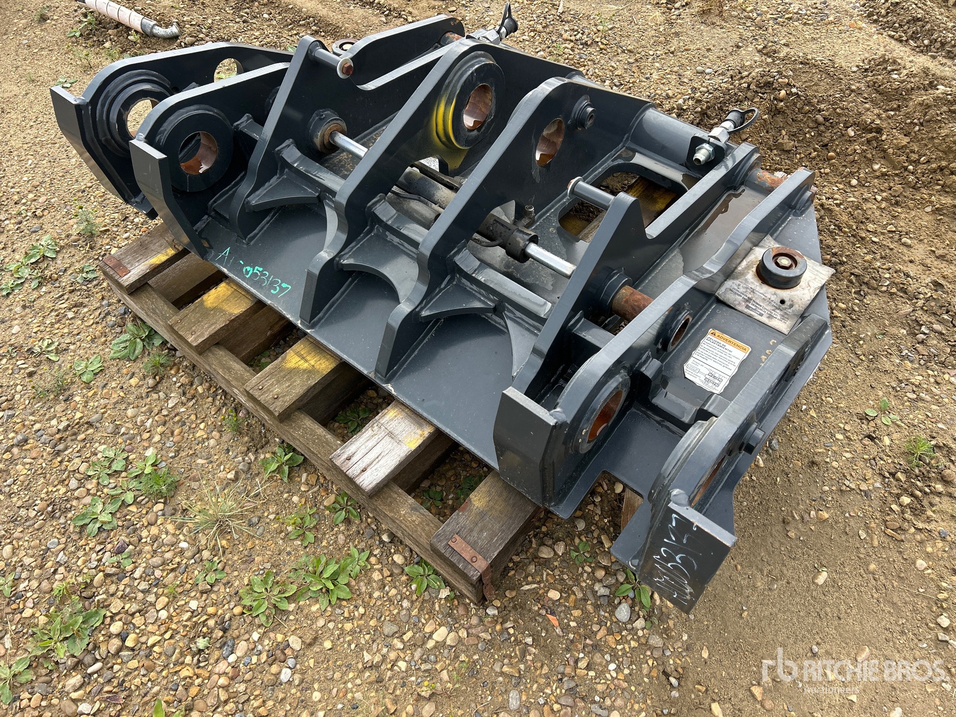 2024 Komatsu 57 IN