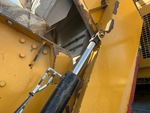 Hydraulics with Crusher Door Cylinders